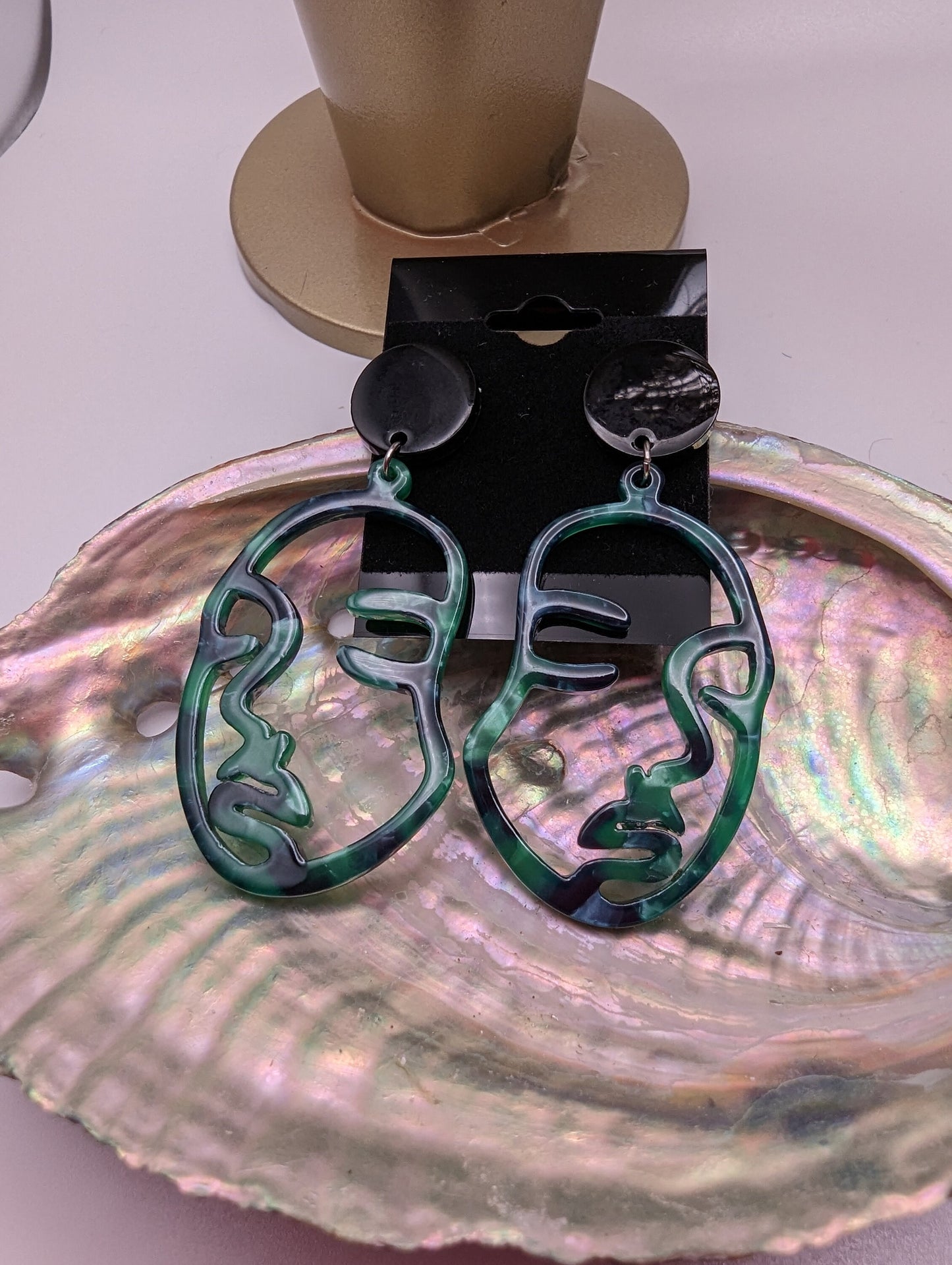 Green Tortoise Shell Face Post Earrings | Ultralight Weight