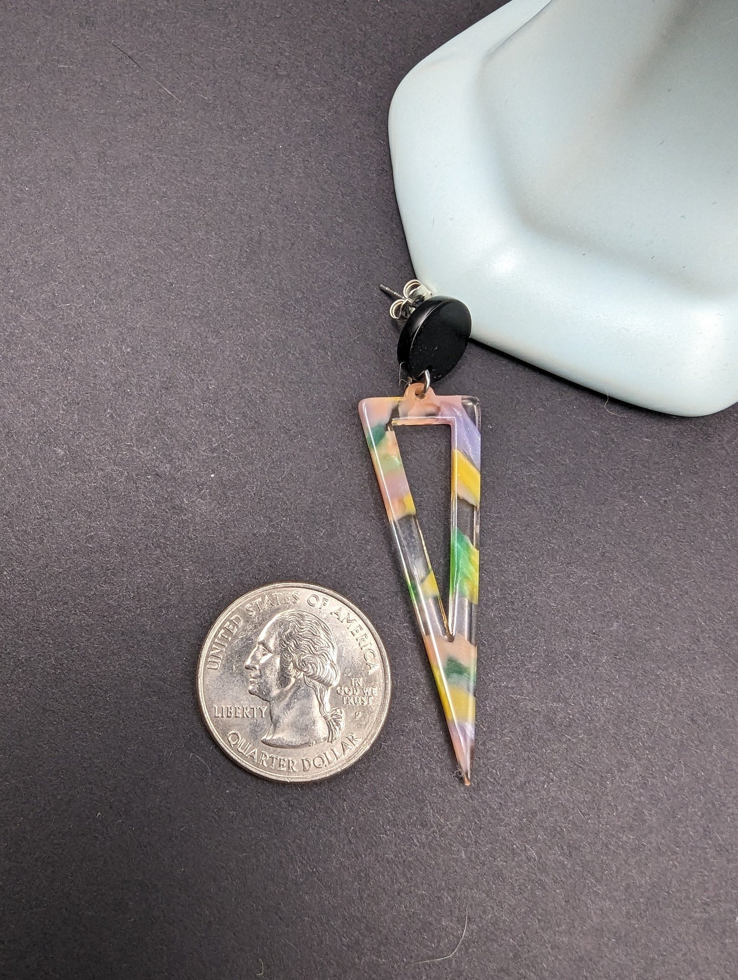 Retro Geometric Post Earrings | ultralight weight