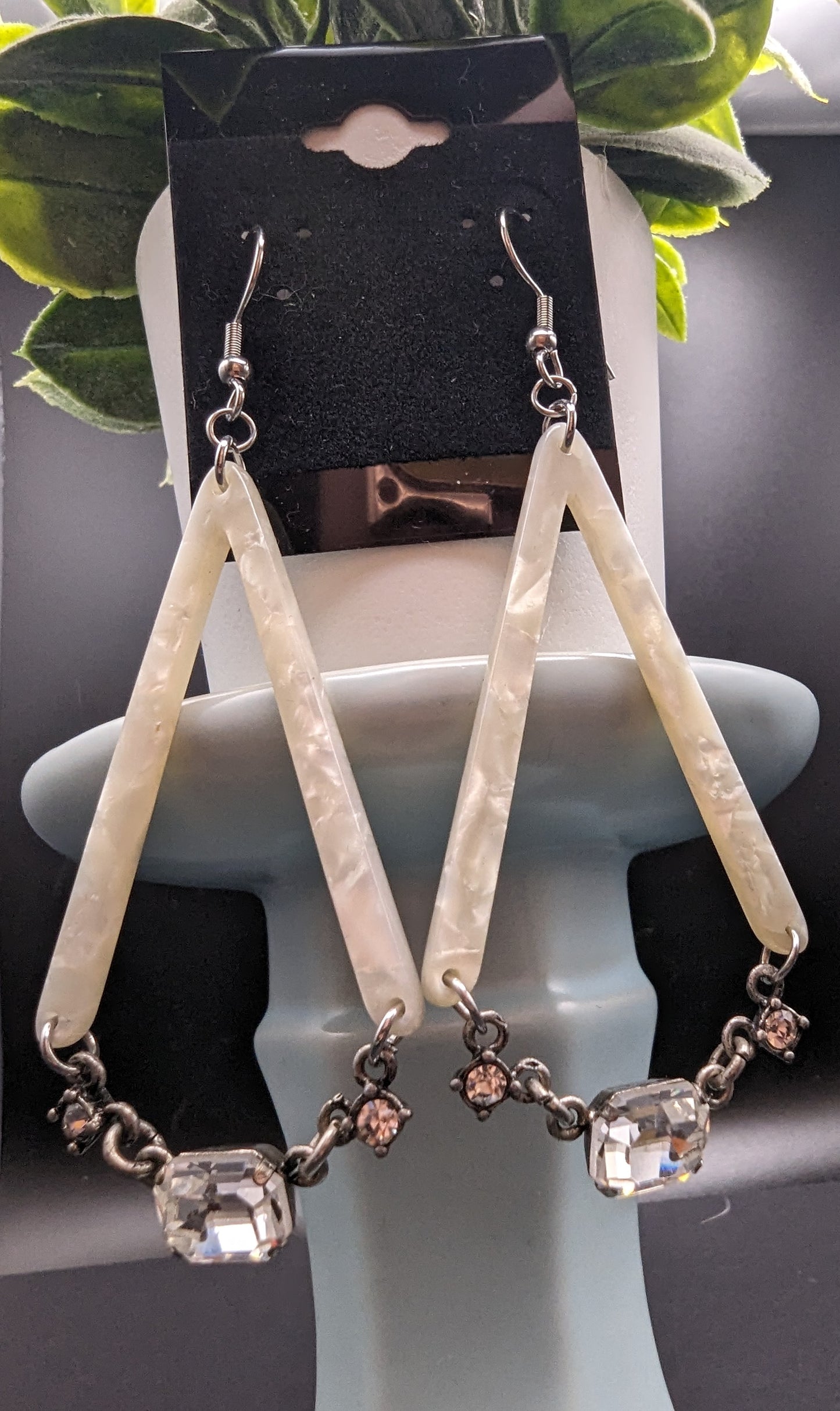 Mimi's Sparkling White & Silver Earrings